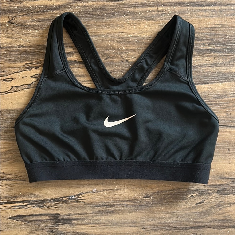 💕3/$40💕Nike Black Sports Bra with Racerback Design